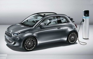 Mats Wirtschafts-Fiat 500 Electric Cabrio (2020-present)