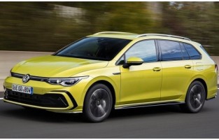 Fußmatten Auto Volkswagen Golf 8 in der Variante eTSI (2020-present)